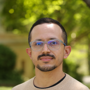 Headshot of Sebastian Duran
